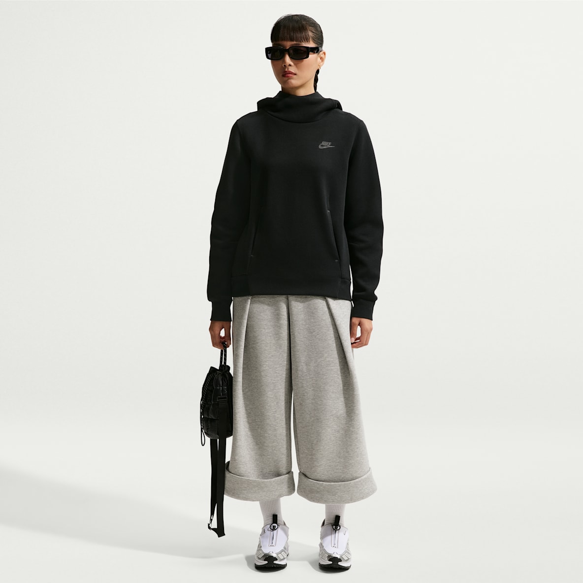 Nike Sportswear Tech Fleece Women's High-Waisted Cropped Pants