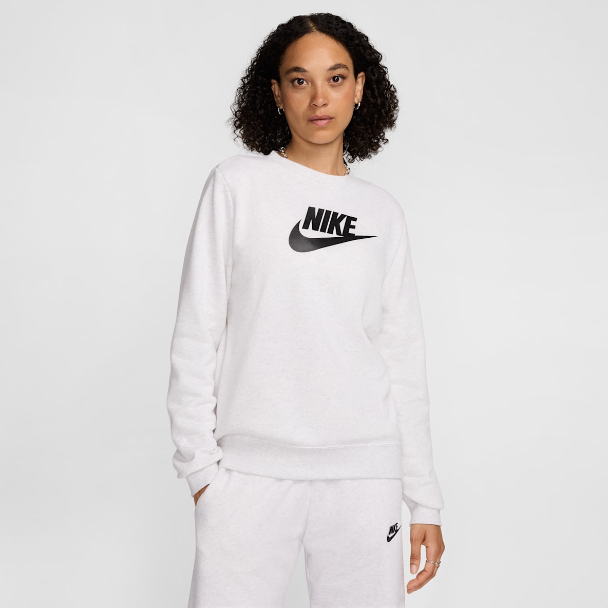 Nike Sportswear Club Fleece Nike Sportswear Club Fleece Women's Logo Crew-Neck Sweatshirt