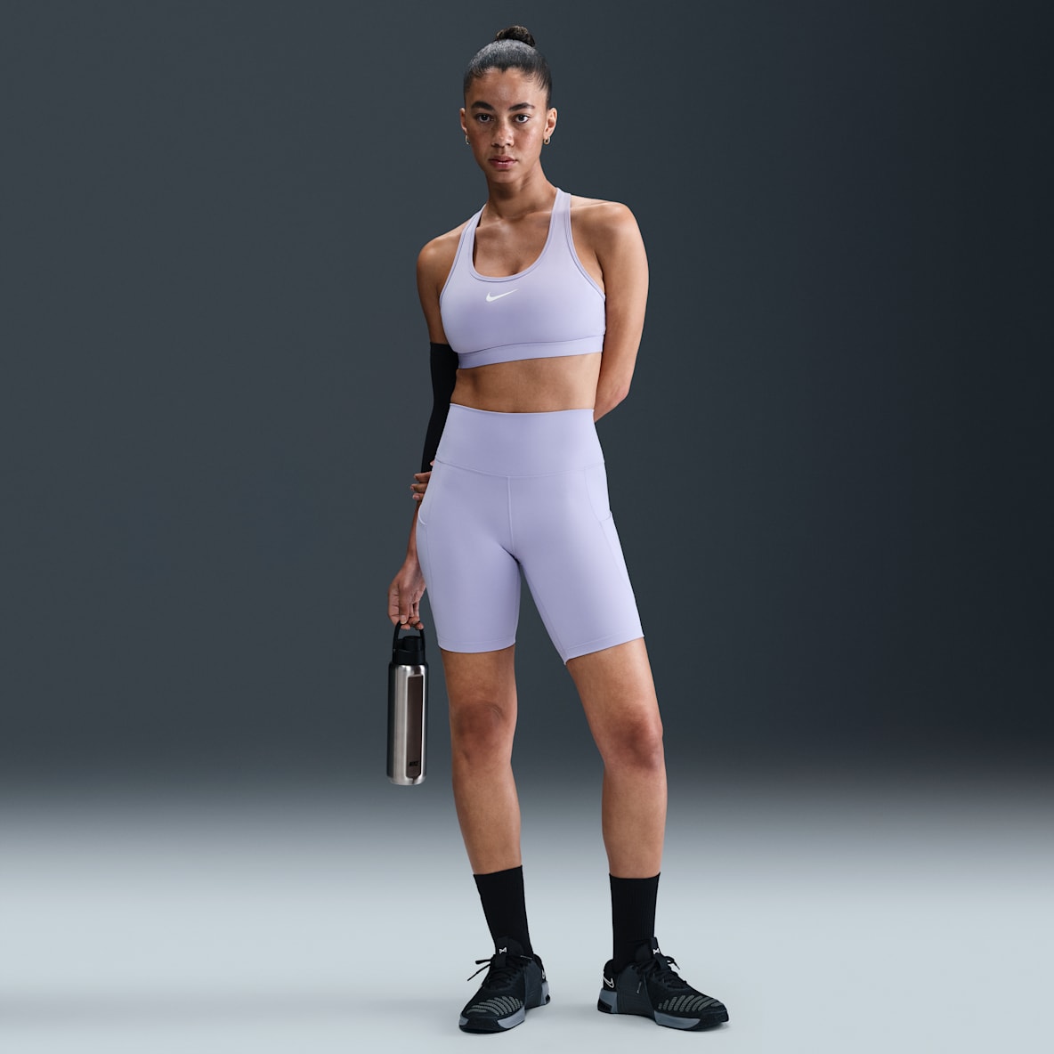 Nike One Nike One Women's High-Waisted 8" Biker Shorts with Pockets