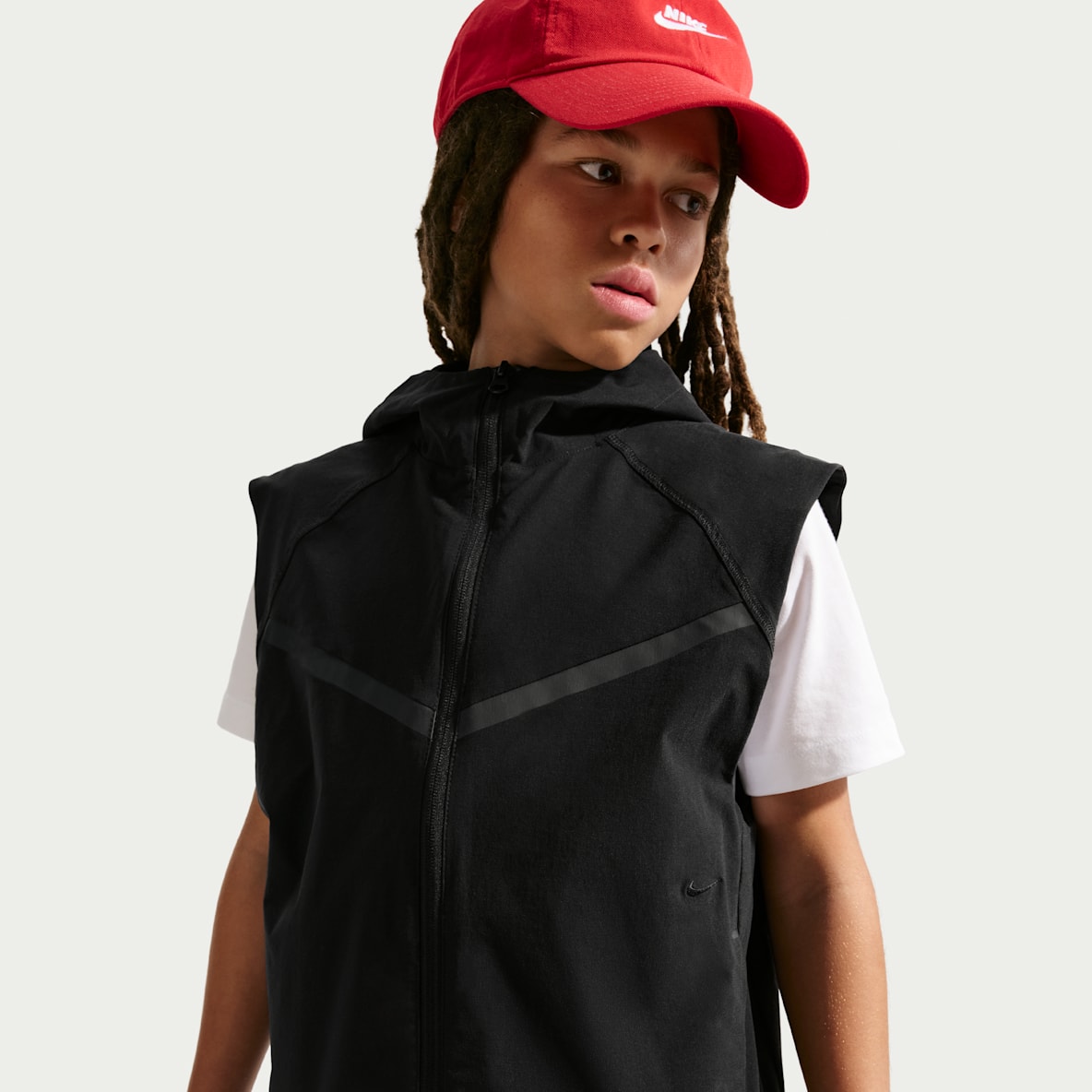 Nike Sportswear Tech Woven Vest til store barn (gutt)