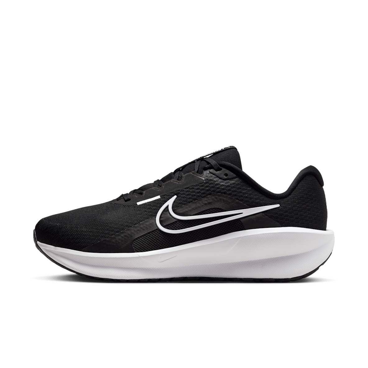 Nike Downshifter 13 Nike Downshifter 13 รองเท้าวิ่งโร้ดรันนิ่งผู้ชาย (หน้ากว้างพิเศษ)
