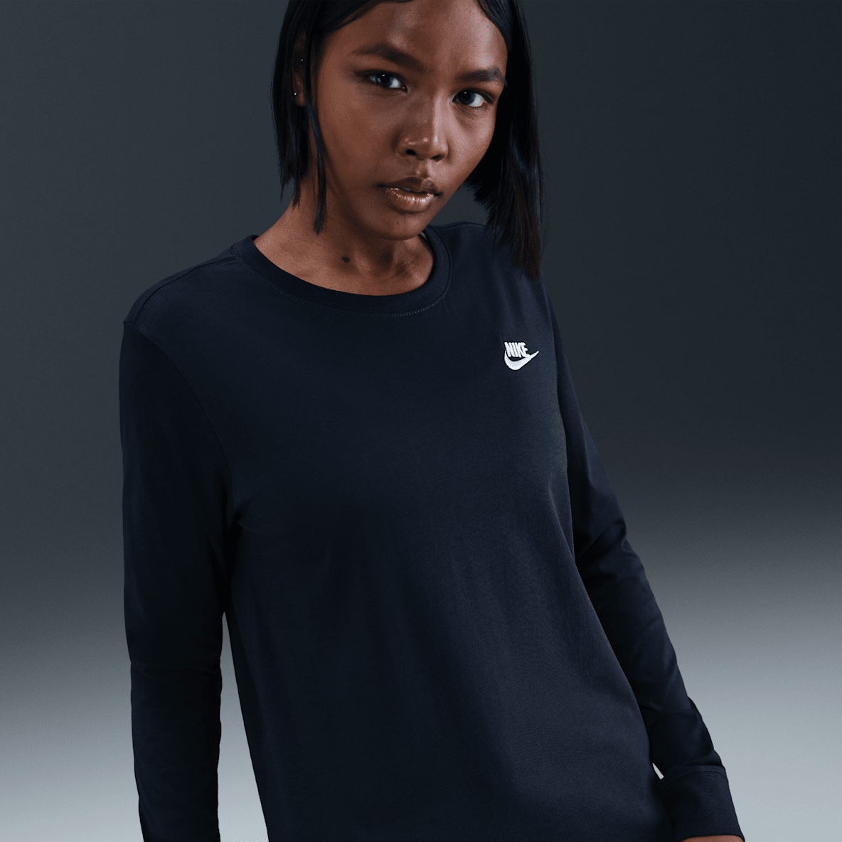 Nike Sportswear Club Nike Sportswear Club Women's Long-Sleeve T-Shirt