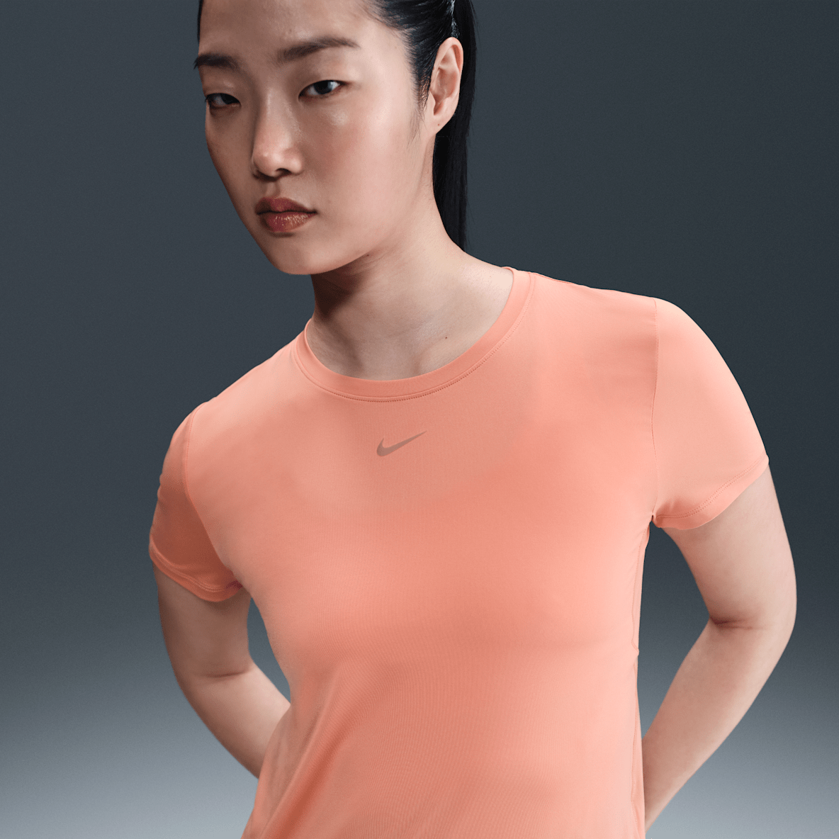 나이키 원 클래식 나이키 원 클래식 여성 드라이 핏 반팔 탑