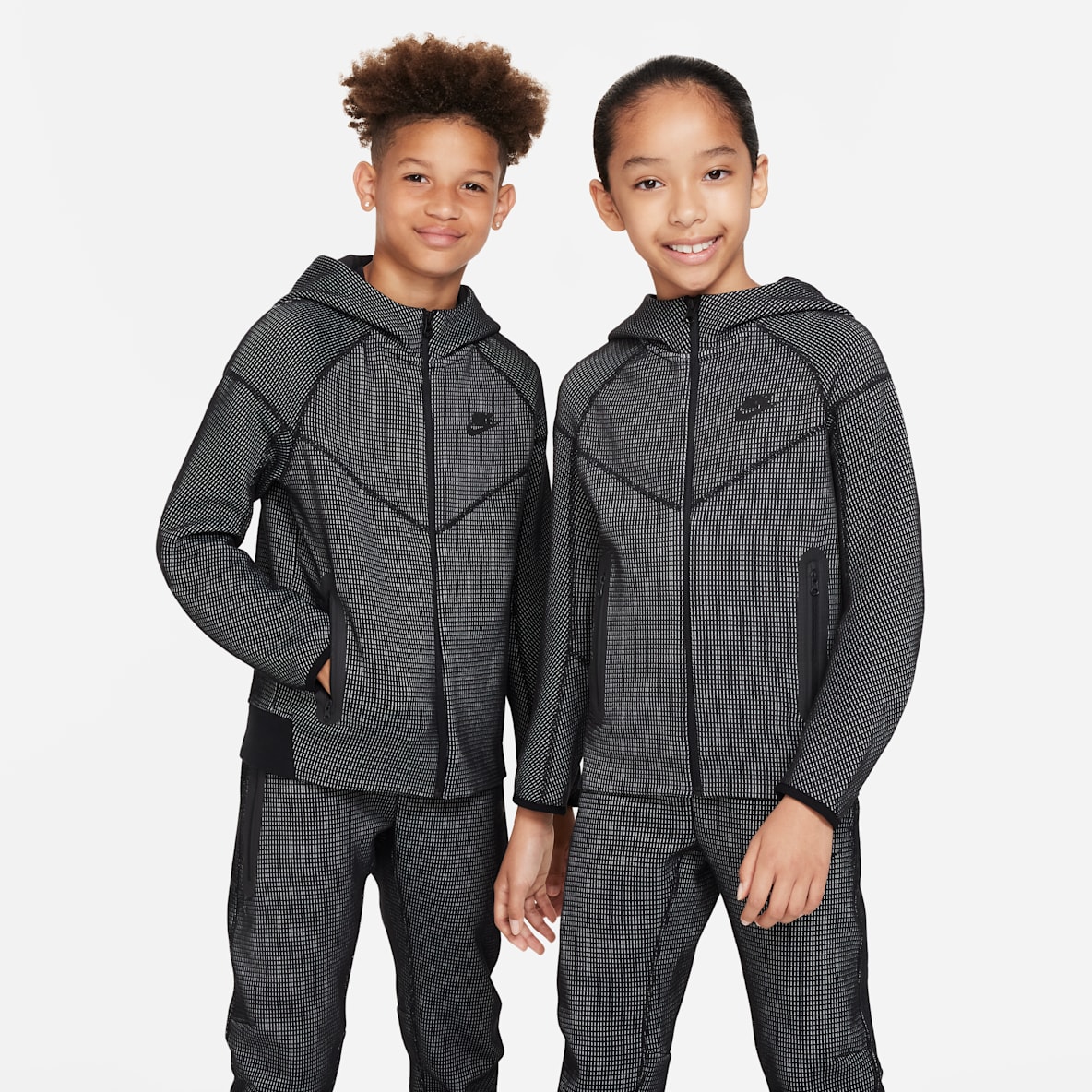 ナイキ スポーツウェア テック フリース ジュニア (ボーイズ) ウィンタライズド フルジップ パーカー