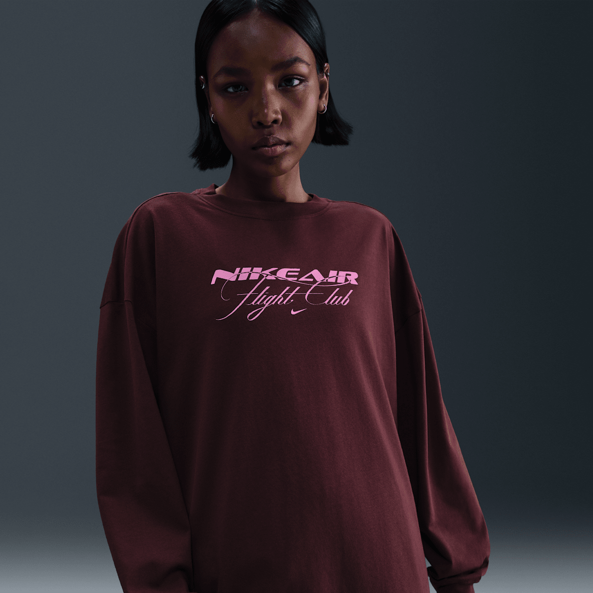 Nike Sportswear Nike Sportswear Women's Oversized Long-Sleeve T-Shirt