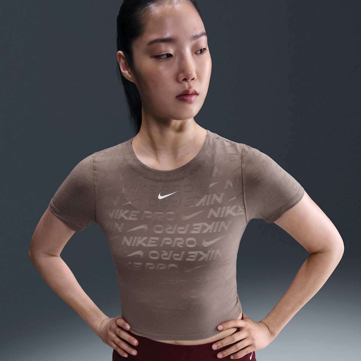 나이키 프로 나이키 프로 여성 드라이 핏 반팔 크롭 자카드 탑