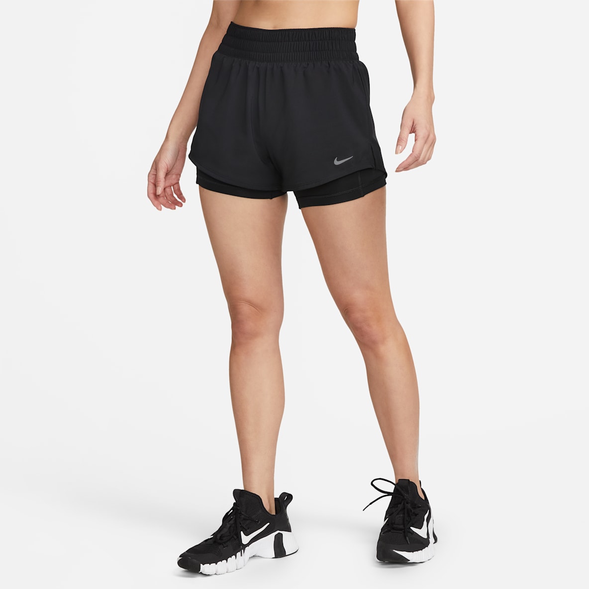 Nike Dri-FIT One Nike Dri-FIT One Women's Mid-rise 8cm (approx.) 2-in-1 Shorts