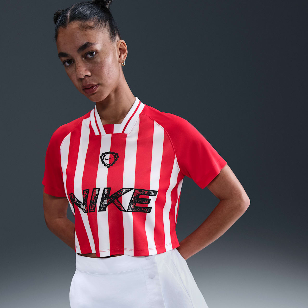 Nike Sportswear Nike Sportswear Women's Short-Sleeve Cropped Top