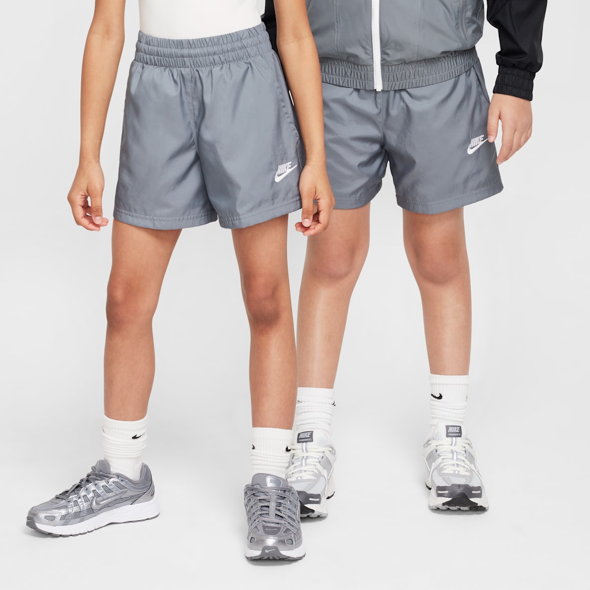 Nike Sportswear Club Shorts de tejido Woven de 12 cm para niños talla grande