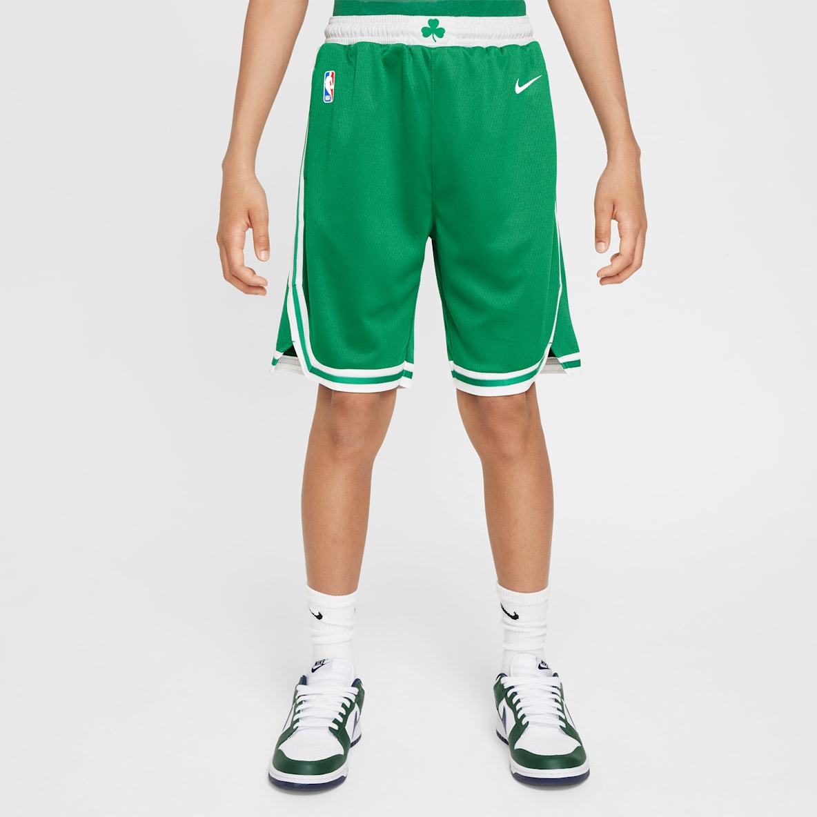 Boston Celtics 2023/24 Icon Edition Boston Celtics 2023/24 Icon Edition Older Kids' (Boys') Nike NBA Swingman Shorts