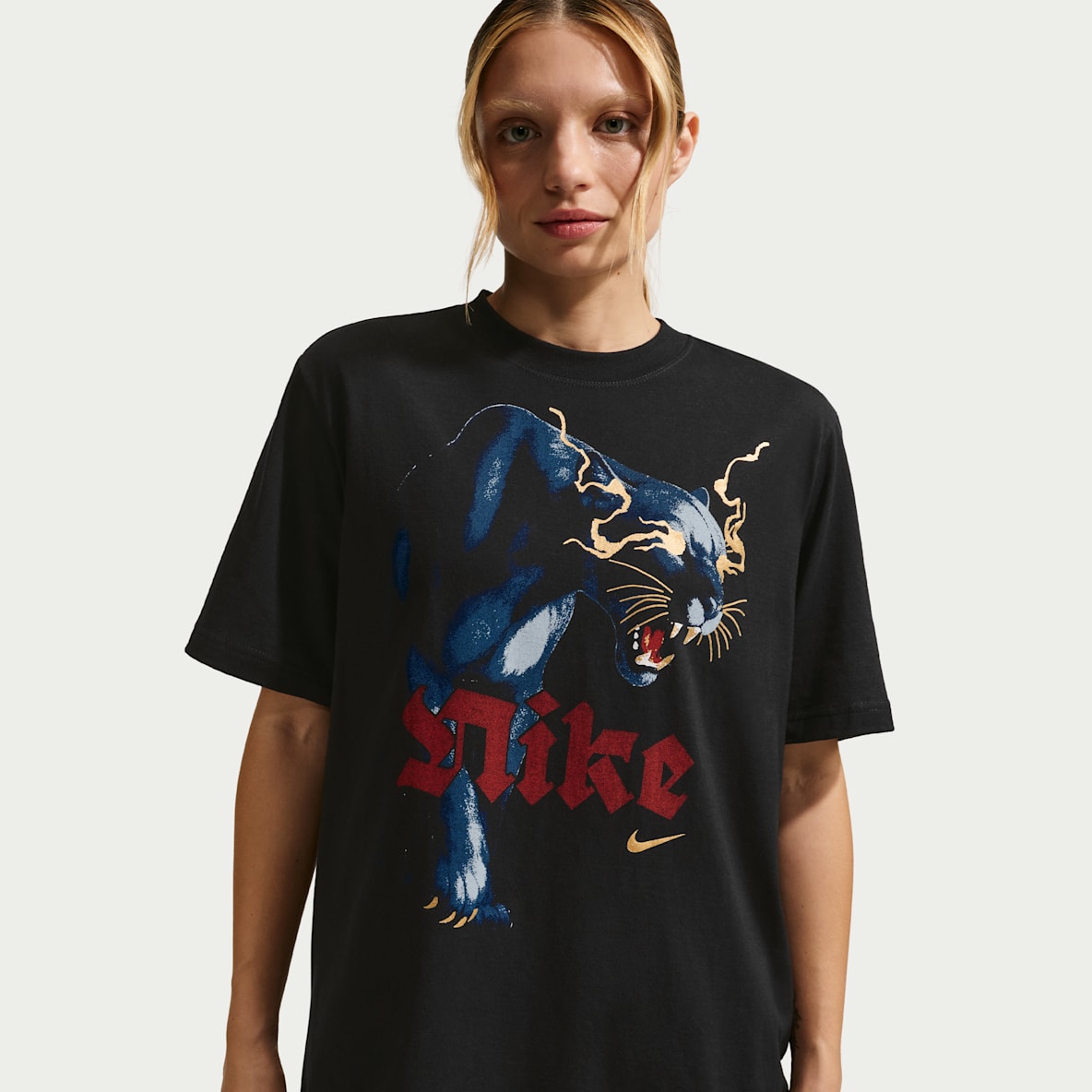 Nike Sportswear Essentials Nike Sportswear Essentials Women's Loose T-Shirt