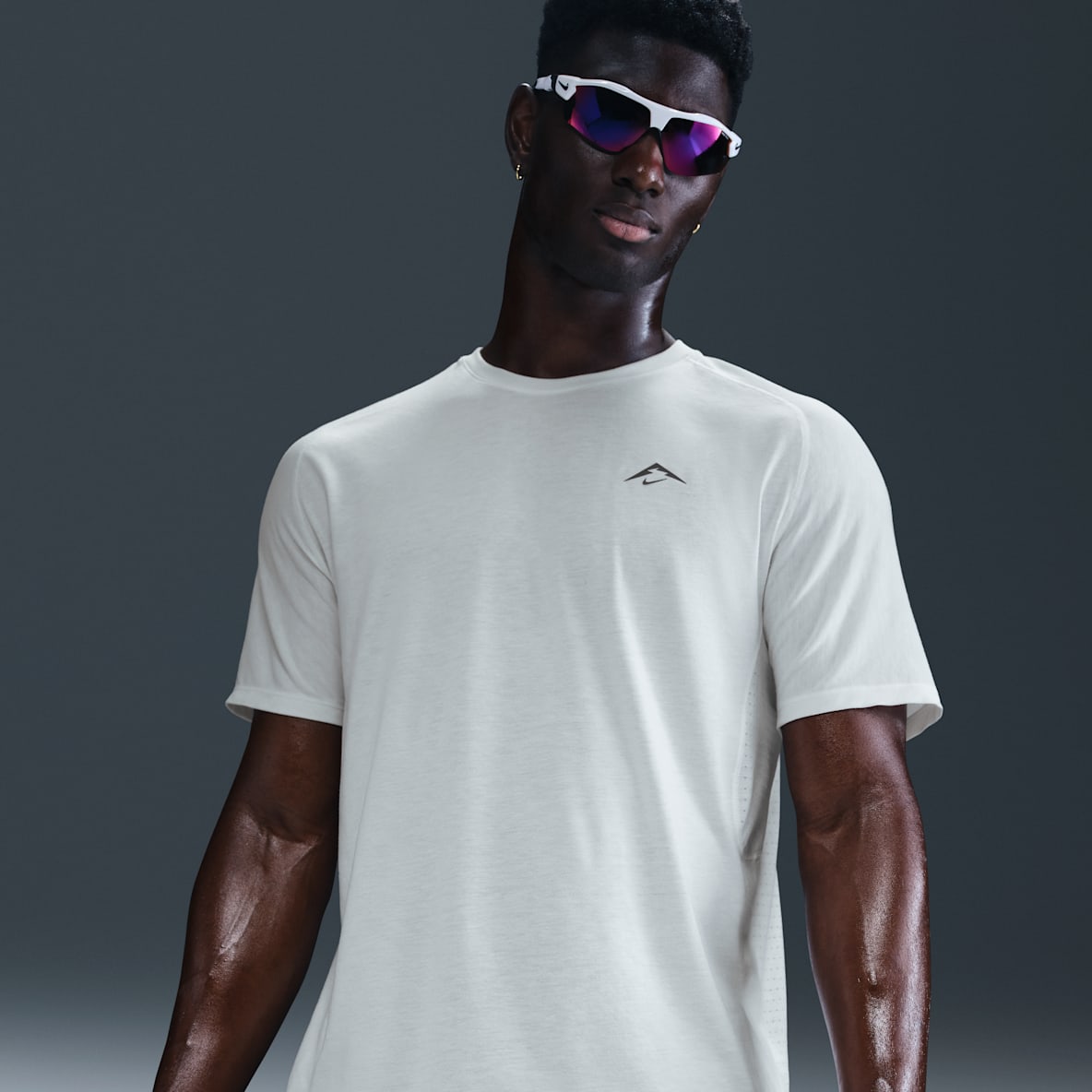 Nike Solar Chase Nike Solar Chase Men's Dri-FIT ADV Short-Sleeve Running Top