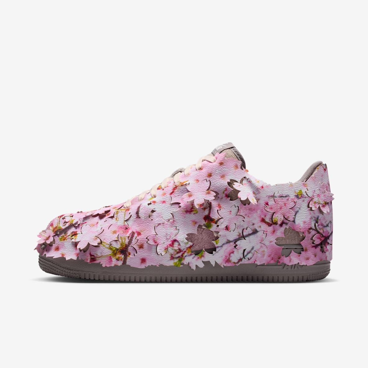 ⭐️新品⭐️NIKE×プレミアムグッズ(ザソフィア)【連休限定SALE価格 