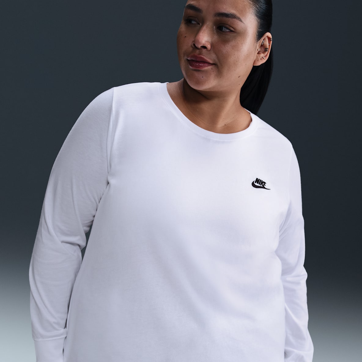 Nike Sportswear Club Nike Sportswear Club Women's Long-Sleeve T-Shirt (Plus Size)