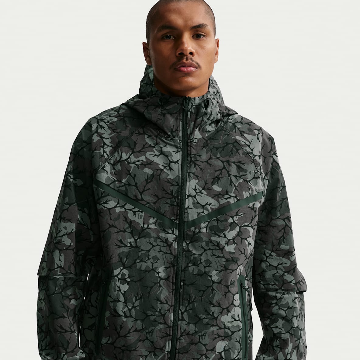 Nike Tech Men's Woven Full-Zip Windrunner Jacket