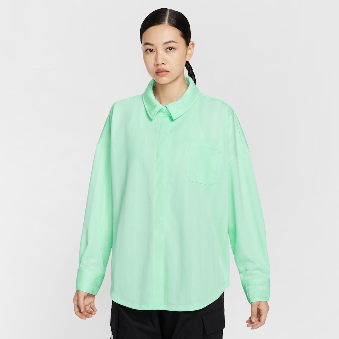 Nike Sportswear Nike Sportswear Women's Oversized Jacquard Striped Button-Down Shirt