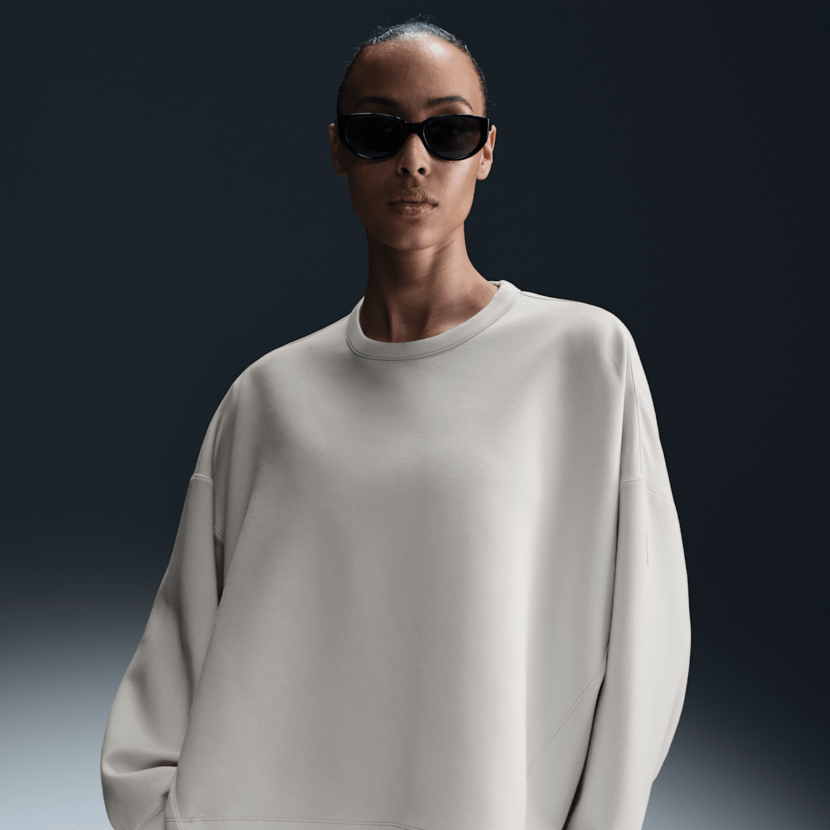 Nike 24.7 ImpossiblySoft Nike 24.7 ImpossiblySoft Women's Dri-FIT Oversized Crew-Neck Top