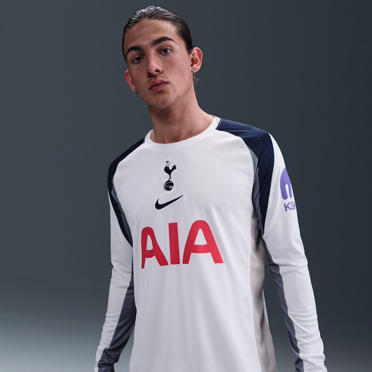 Tottenham Hotspur 2025/26 Stadium (hemmaställ) Tottenham Hotspur 2025/26 Stadium (hemmaställ) Långärmad fotbollströja Nike Dri-FIT Replica för män