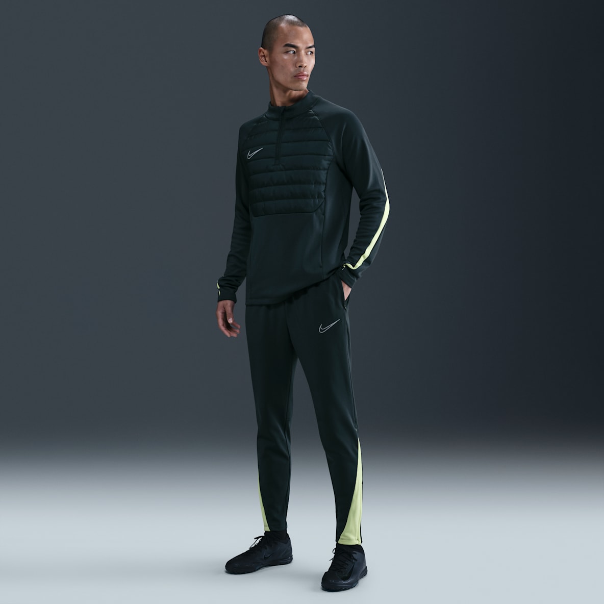 Nike Academy Winter Warrior Nike Academy Winter Warrior Men's Therma-FIT Football Pants