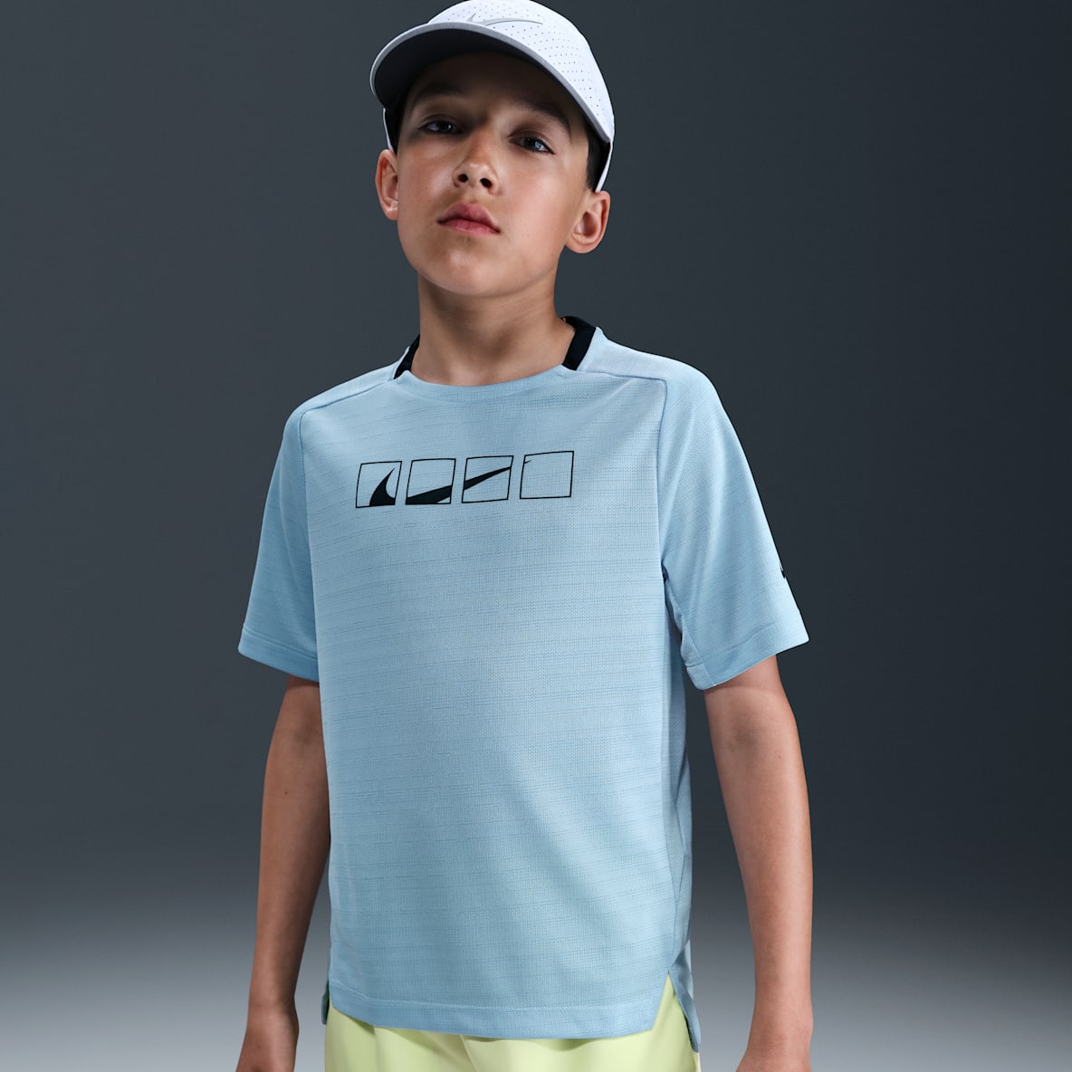 Nike Multi Tech Nike Multi Tech Older Kids' (Boys') Dri-FIT Short-Sleeve Top