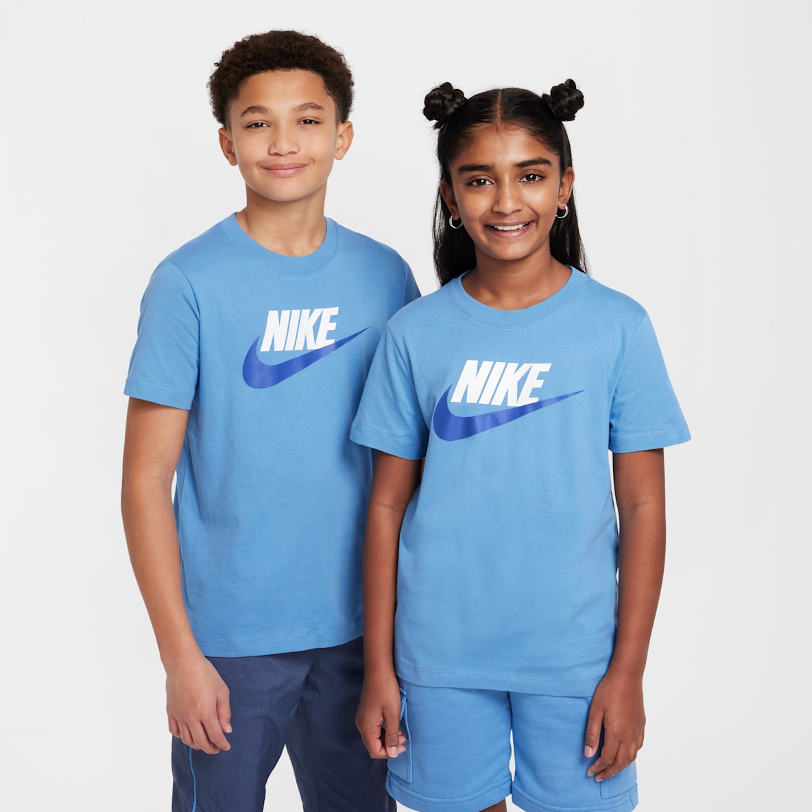 Nike Sportswear Nike Sportswear เสื้อยืดเด็กโต