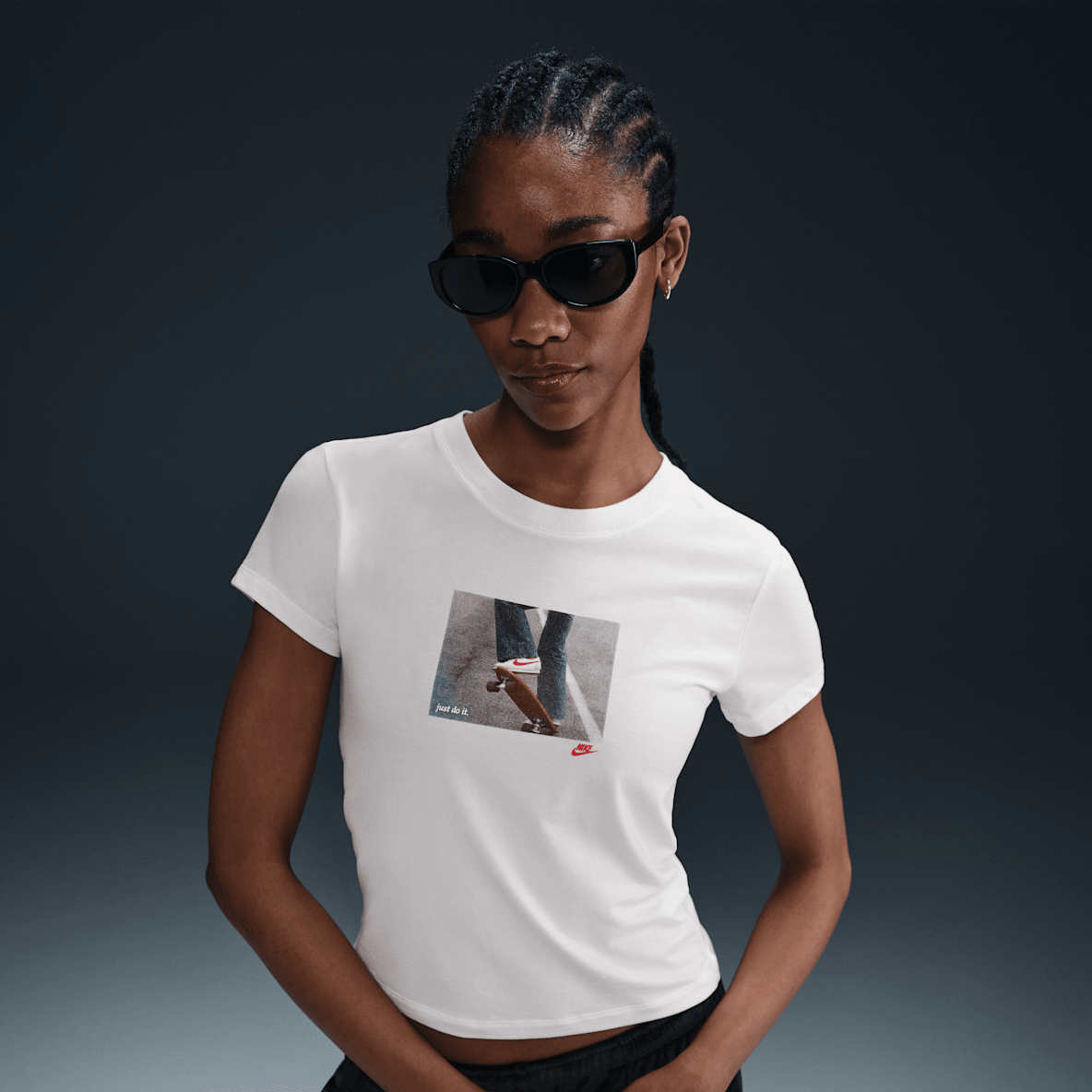 Nike Sportswear Chill Knit Nike Sportswear Chill Knit Women's Slim Cropped T-Shirt