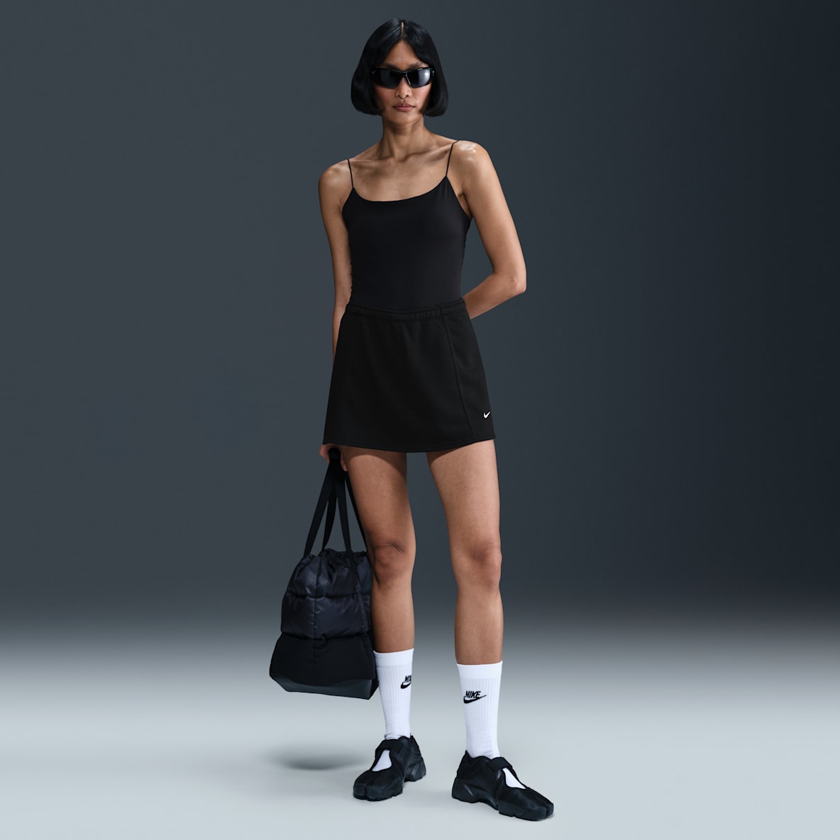 Nike Sportswear Chill Terry Nike Sportswear Chill Terry Skort mini de French Terry de tiro medio para mujer