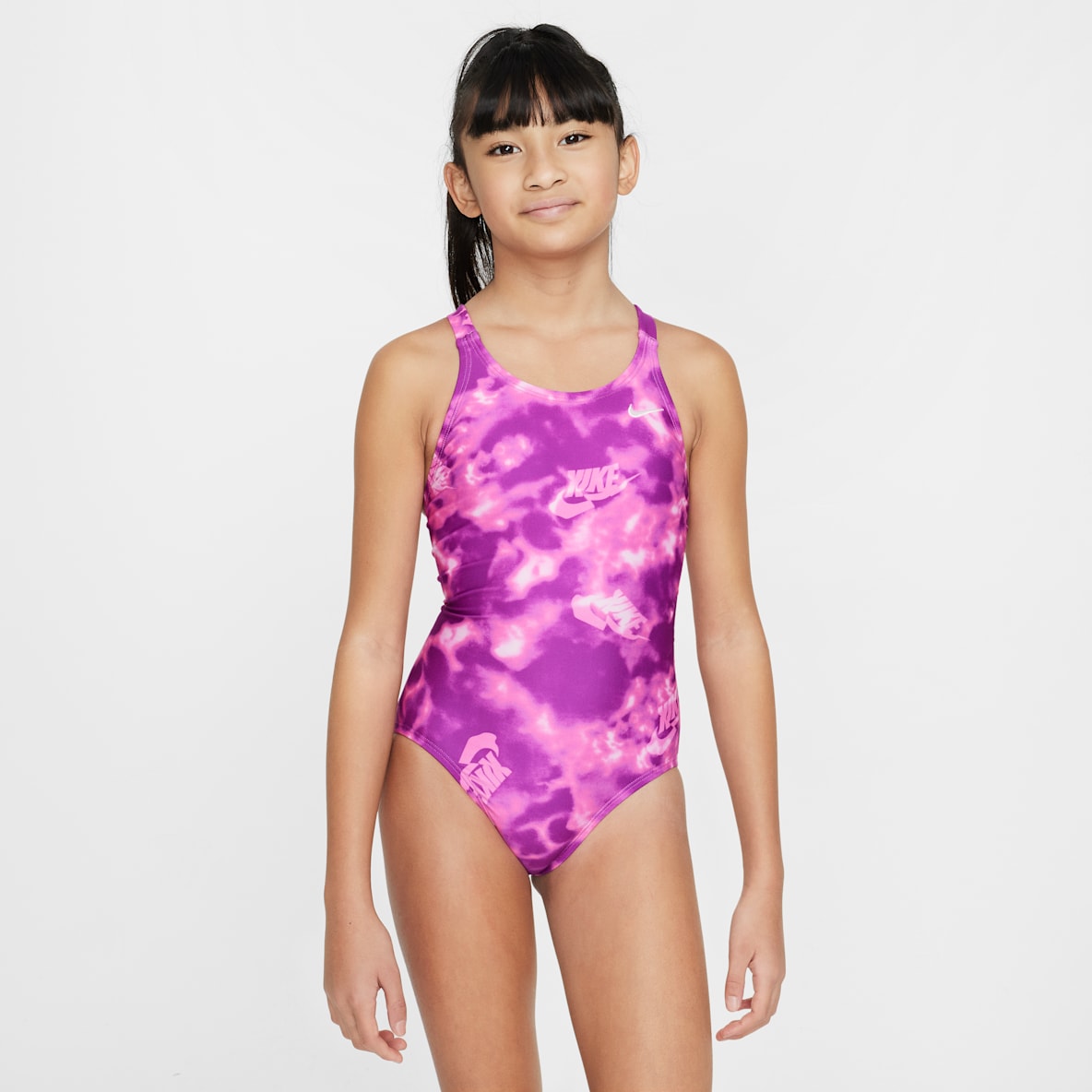 Nike Swim HydraStrong Nike Swim HydraStrong Traje de baño de una pieza con diseño Fastback para niña talla grande