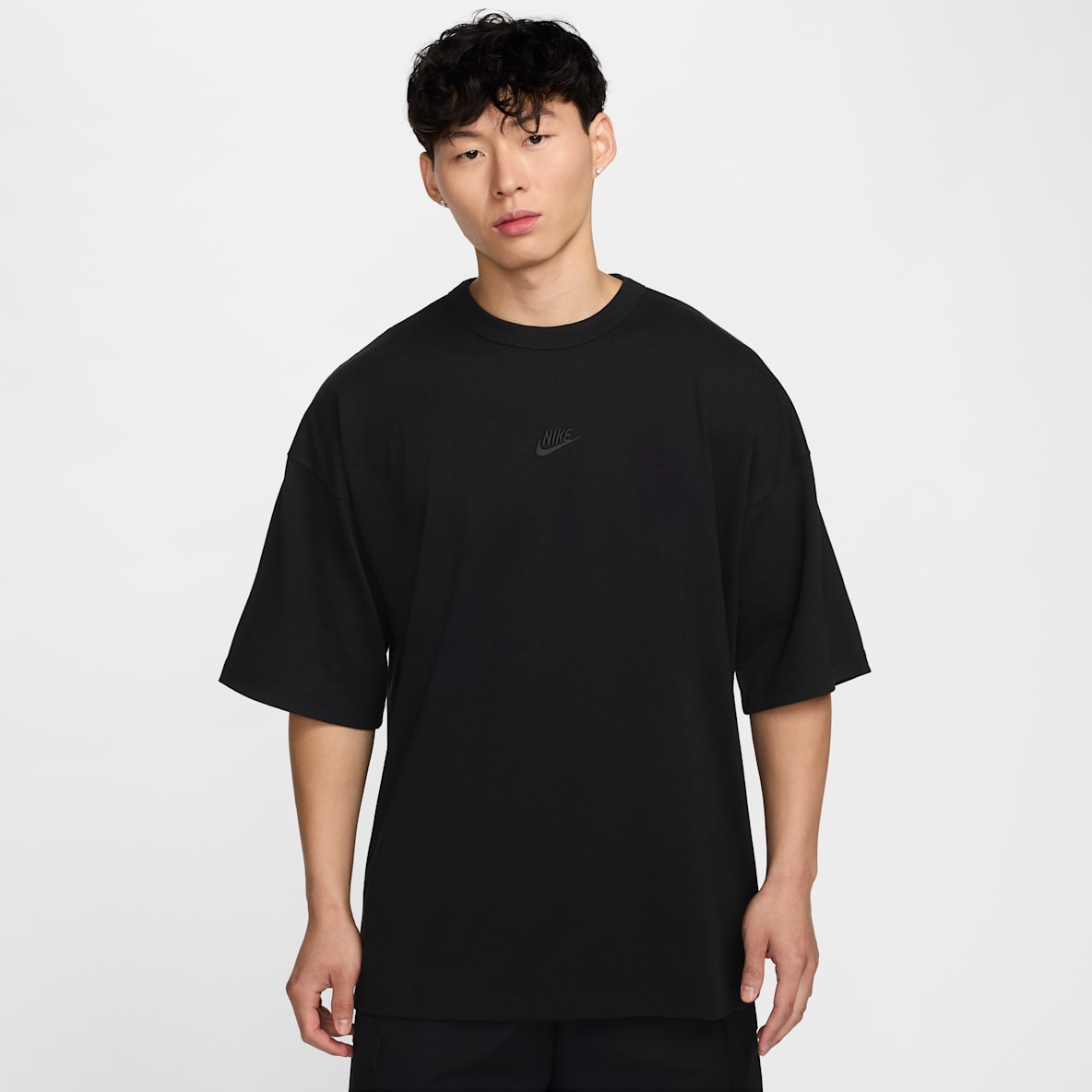 Nike Sportswear Premium Essentials Nike Sportswear Premium Essentials Playera oversized para hombre