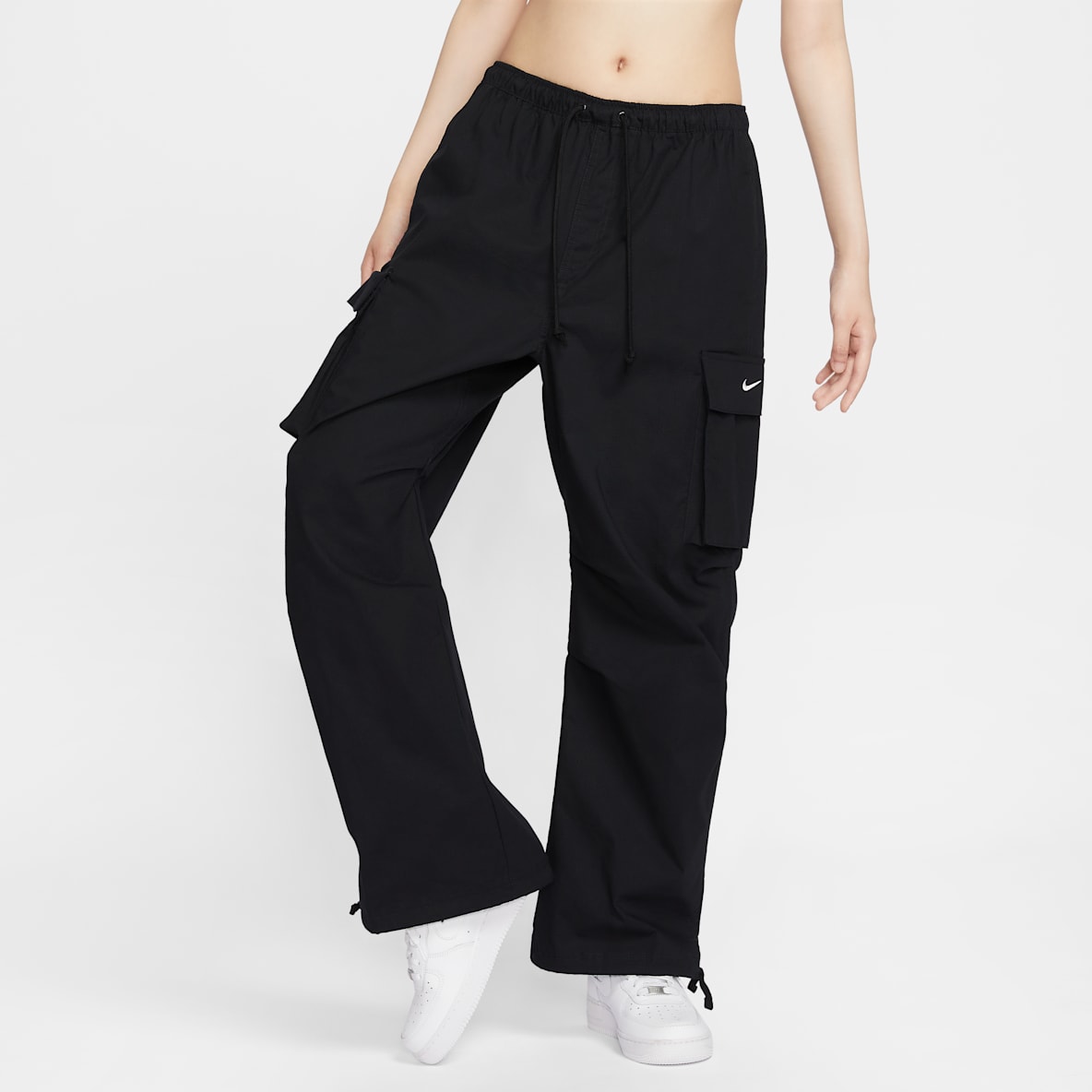 Nike Sportswear Nike Sportswear กางเกงคาร์โก้ขายาวเอวปานกลางผู้หญิง