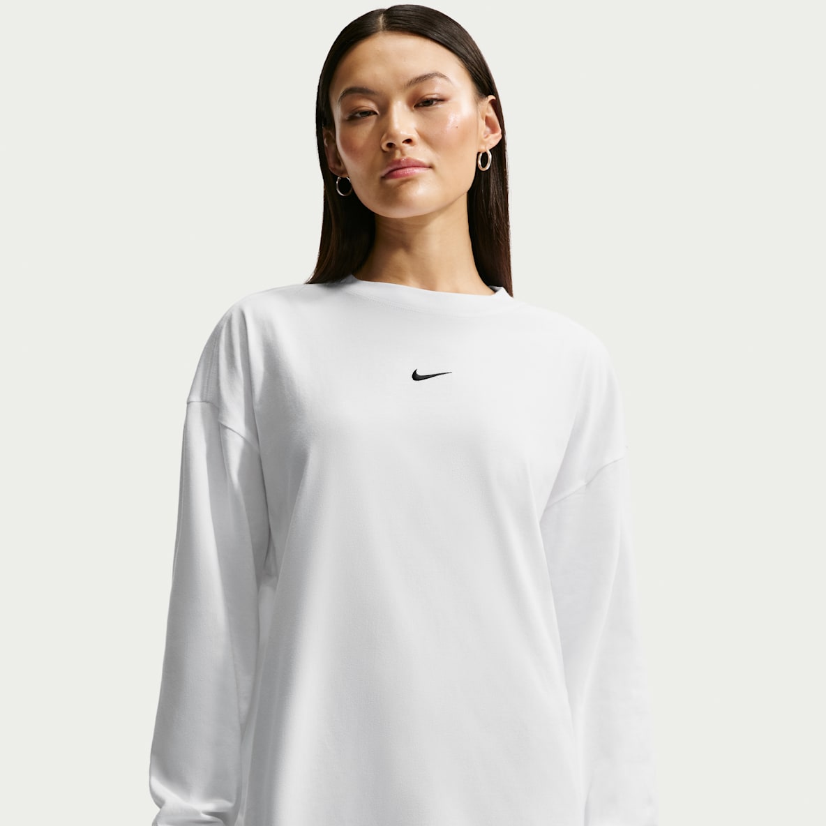 Nike Sportswear Nike Sportswear Women's Oversized Long-Sleeve T-Shirt