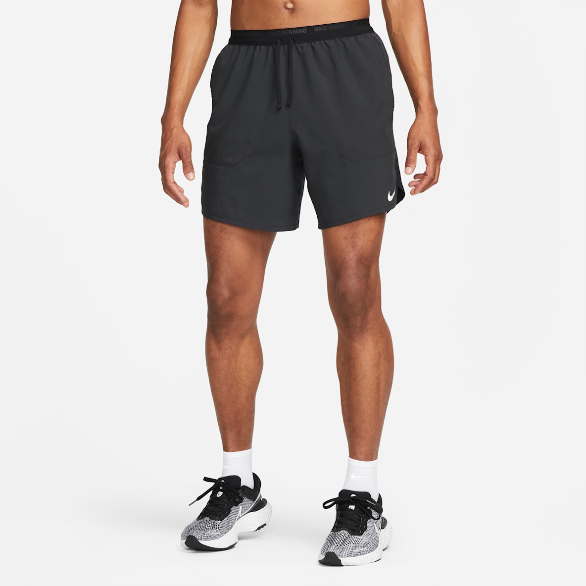 Nike Stride Men's Dri-FIT 7" Unlined Running Shorts