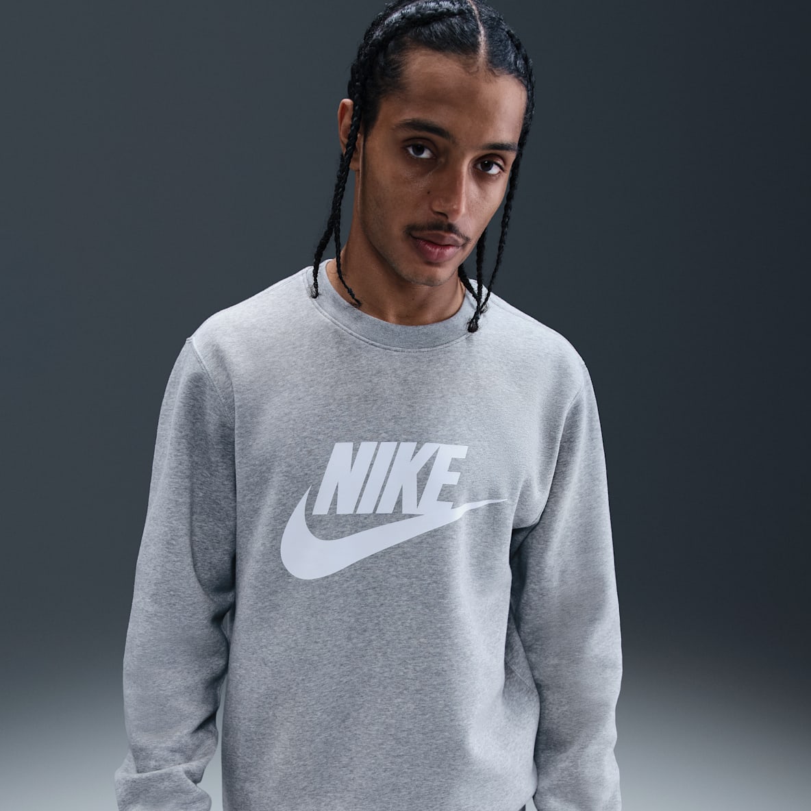 Nike Sportswear Club Nike Sportswear Club Men's Graphic Fleece Crew-Neck Sweatshirt