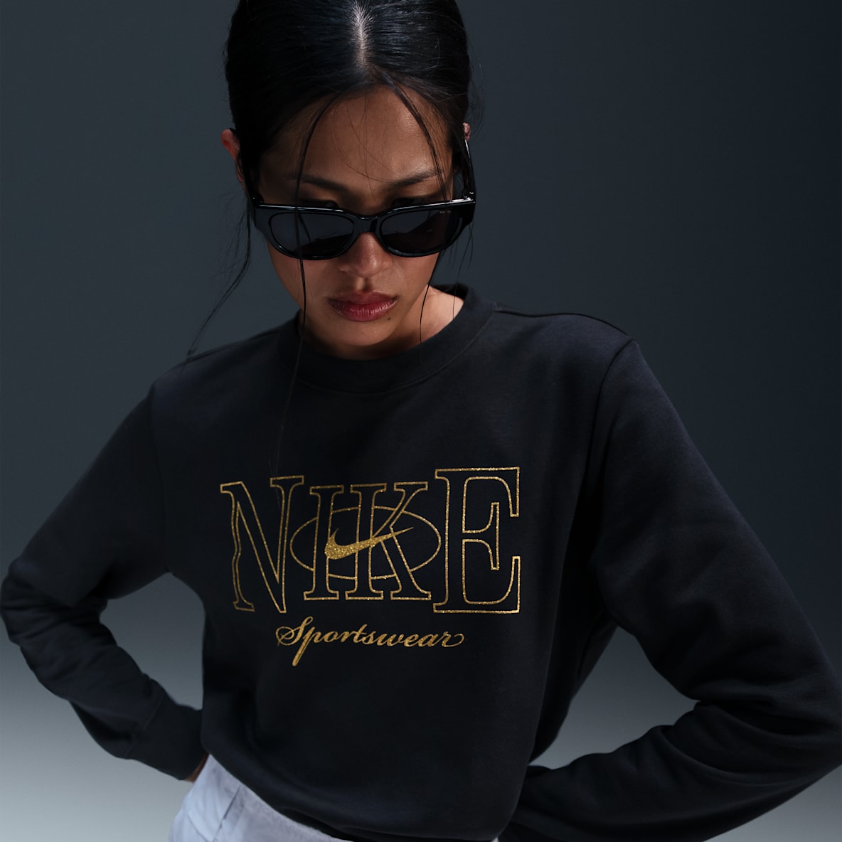 Nike Sportswear Club Fleece Women's Pullover Crew-Neck Sweatshirt