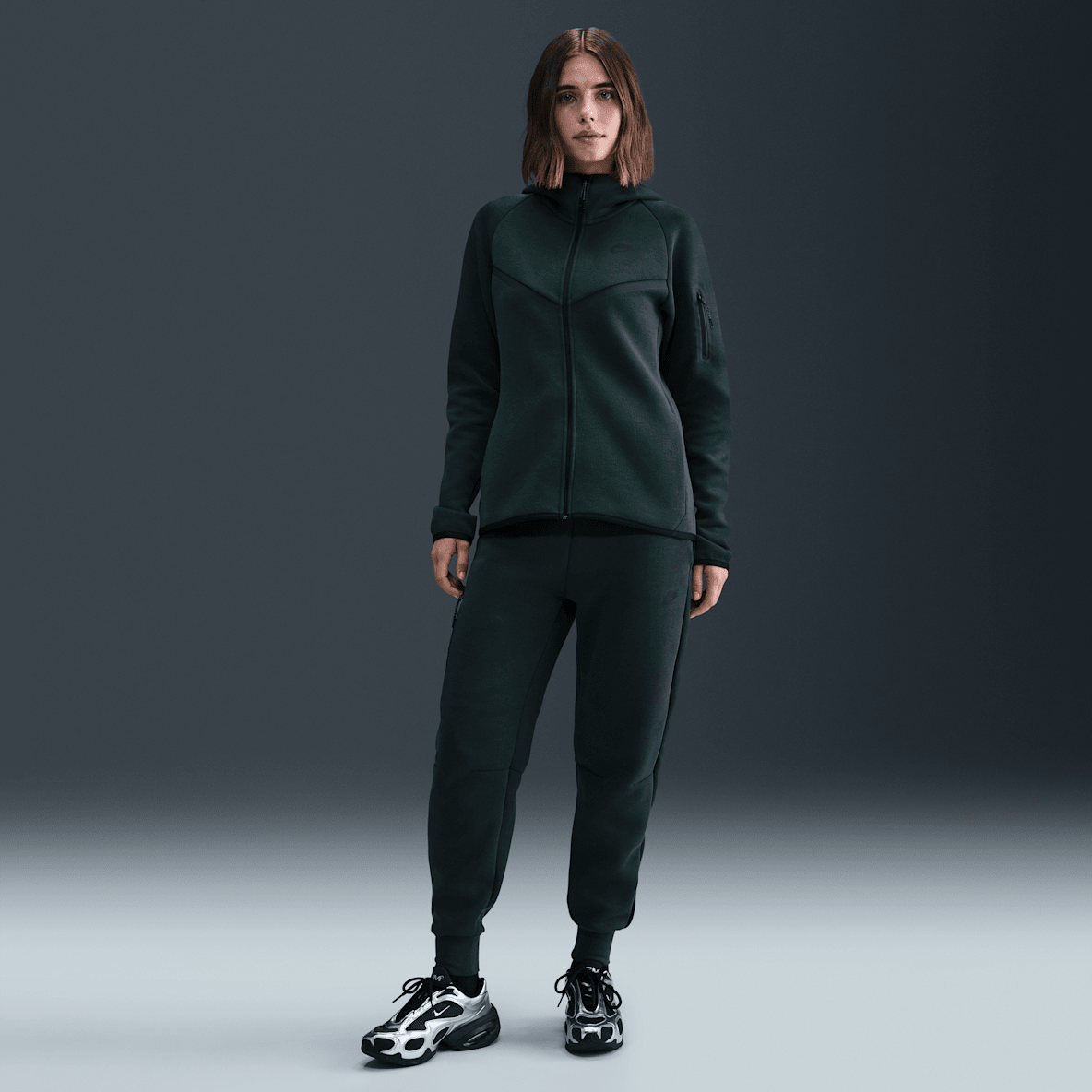 Nike Sportswear Tech Fleece Nike Sportswear Tech Fleece Jogginghose mit mittelhohem Bund für Damen