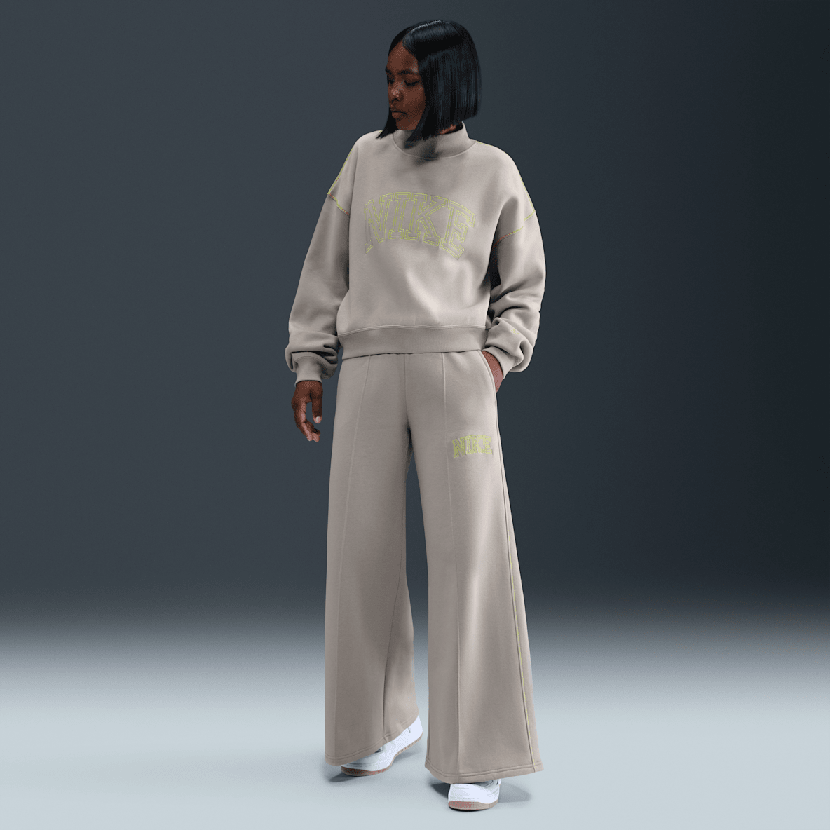 Nike Sportswear Phoenix Fleece Nike Sportswear Phoenix Fleece Women's Wide-Leg Sweatpants