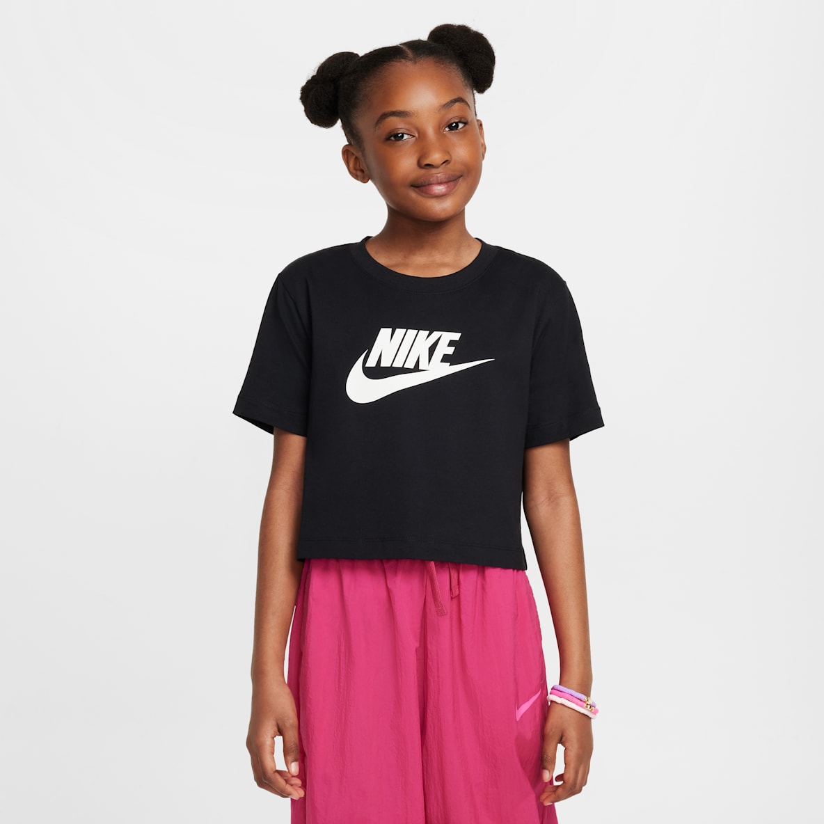 Nike Sportswear Nike Sportswear Kort t-shirt för ungdom (tjejer)