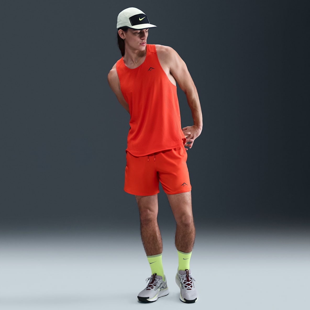 Nike Trail Men's Dri-FIT 6" Brief-Lined Running Shorts
