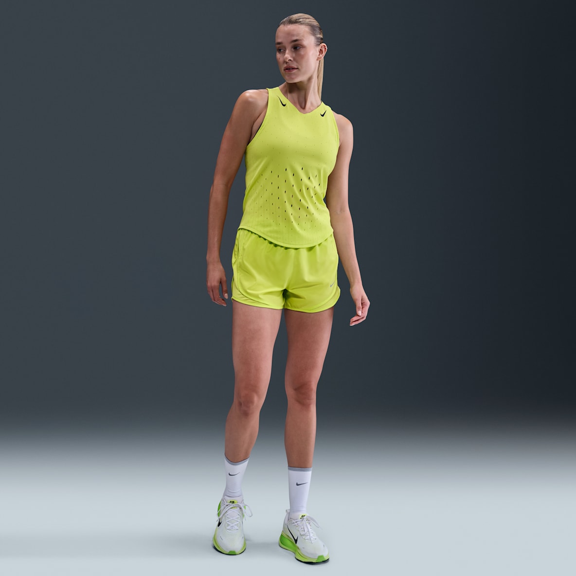 Nike Tempo Nike Tempo Women's Dri-FIT Mid-Rise Brief-Lined Running Shorts