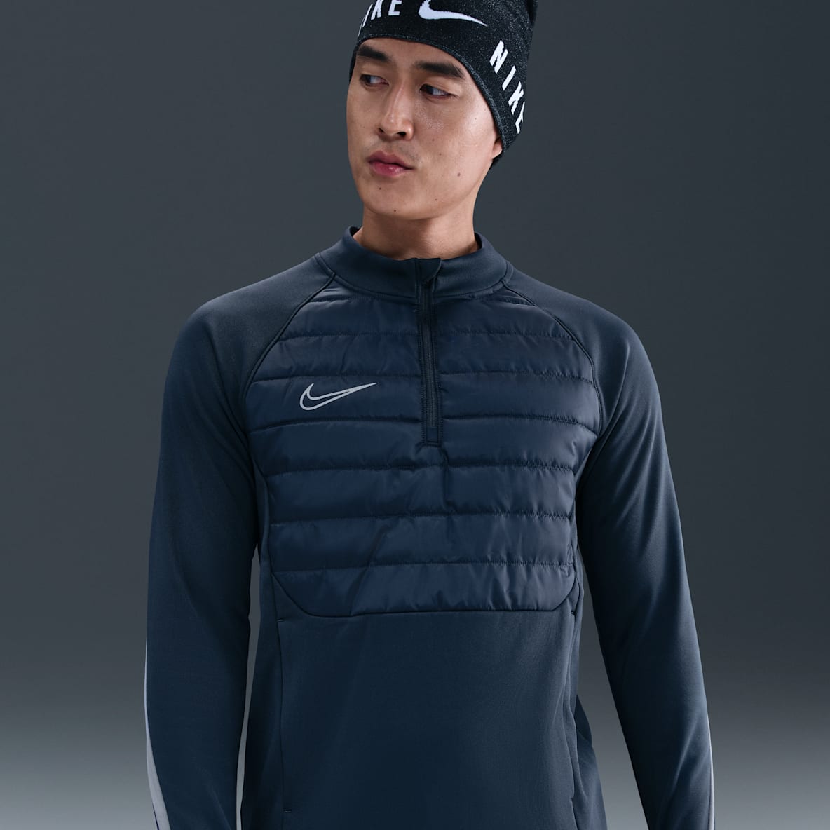 Nike Academy Winter Warrior Men's Therma-FIT 1/2-Zip Soccer Top