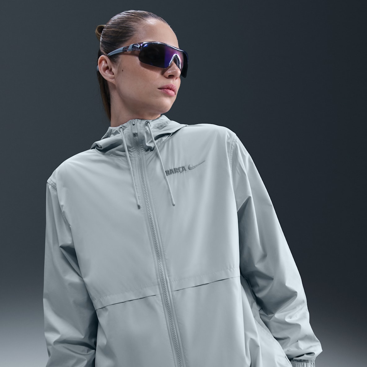 FC Barcelona Essential Repel FC Barcelona Essential Repel Women's Nike Football Woven Hooded Jacket