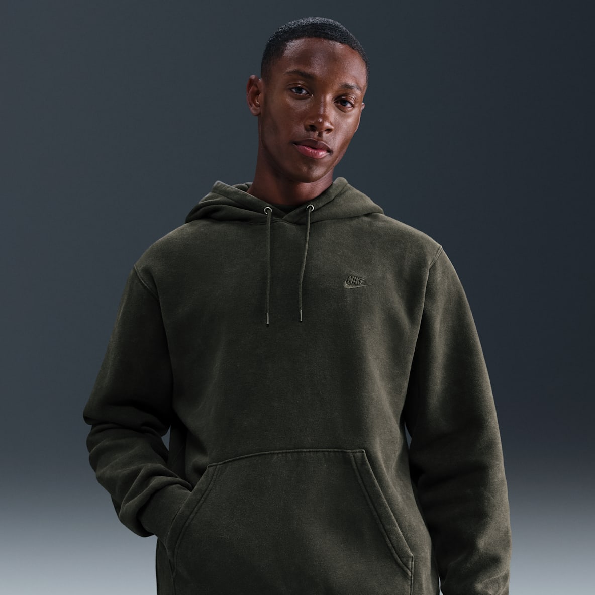 Nike Sportswear Club Nike Sportswear Club Men's Washed Fleece Hoodie