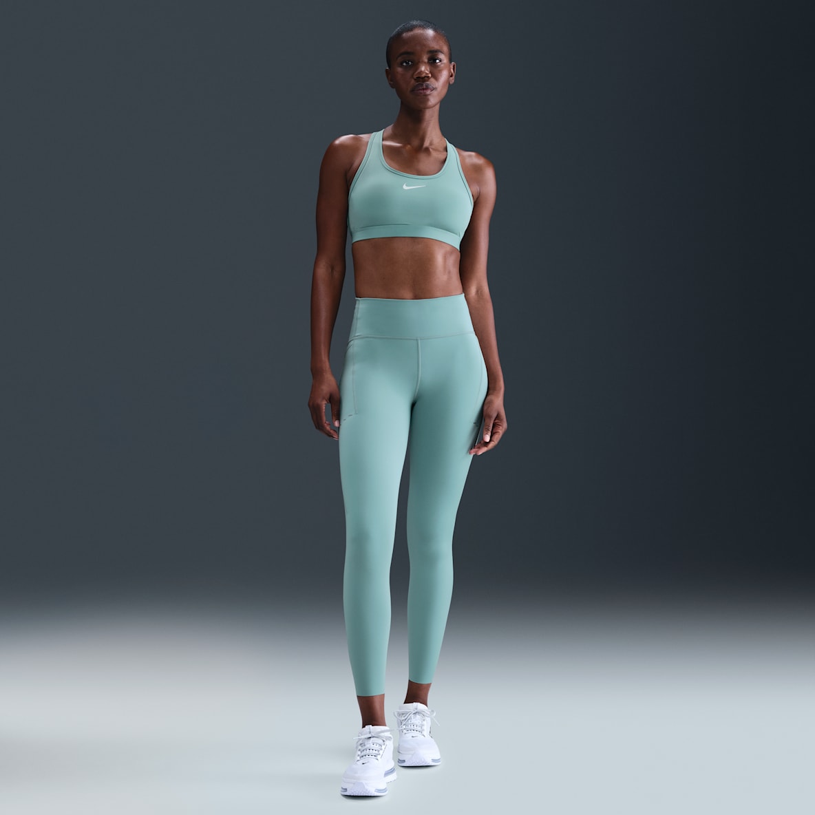 Nike Swift Nike Swift Women's High-Waisted 7/8 Running Leggings with Pockets