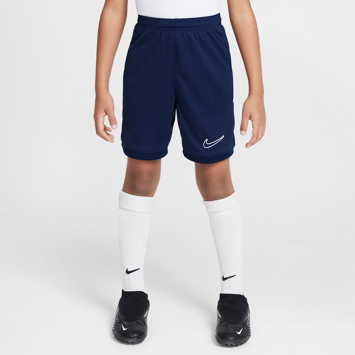 Nike Academy Nike Academy Older Kids' Dri-FIT 18cm (approx.) Football Shorts