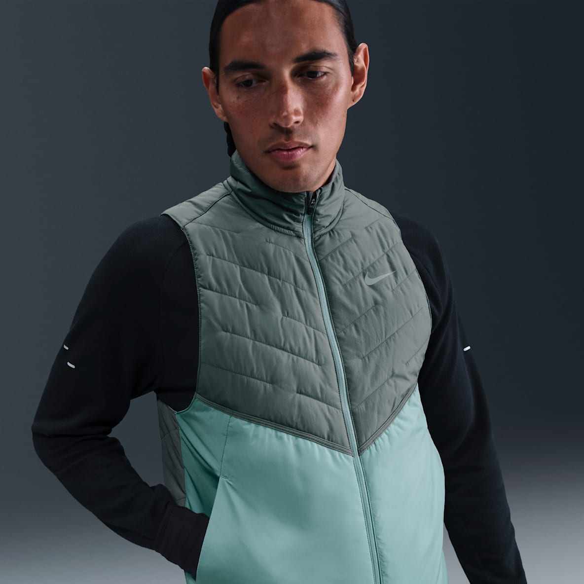 Nike Nike Veste de running sans manches à garnissage synthétique Therma-FIT Repel pour homme