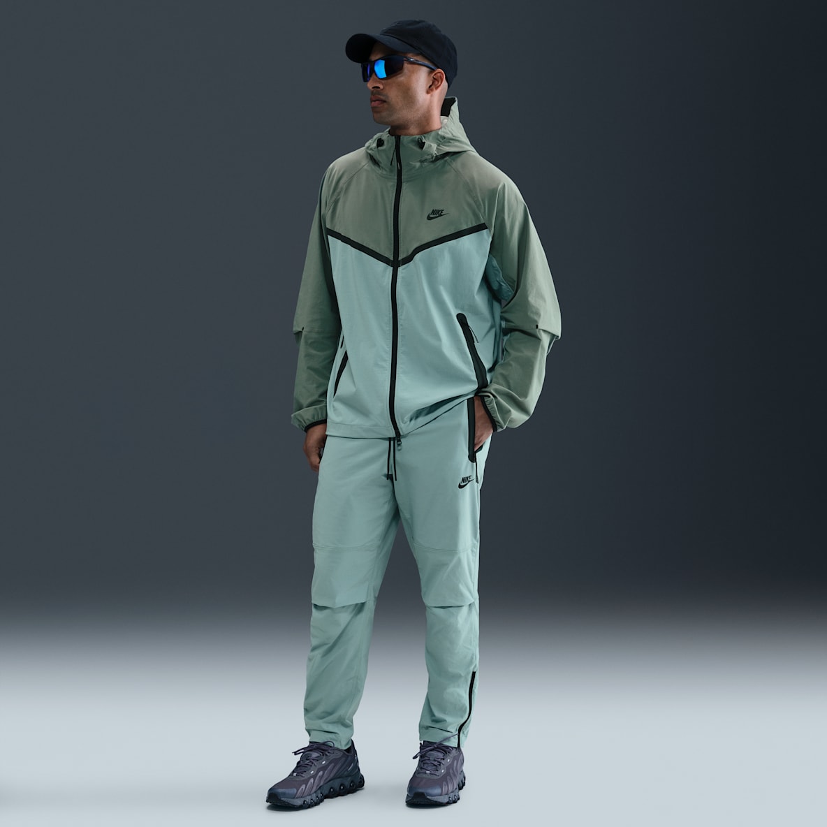 Nike Tech Nike Tech Men's Woven Trousers
