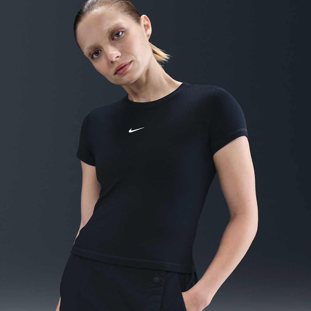 Nike Sportswear Top corto slim fit – Donna