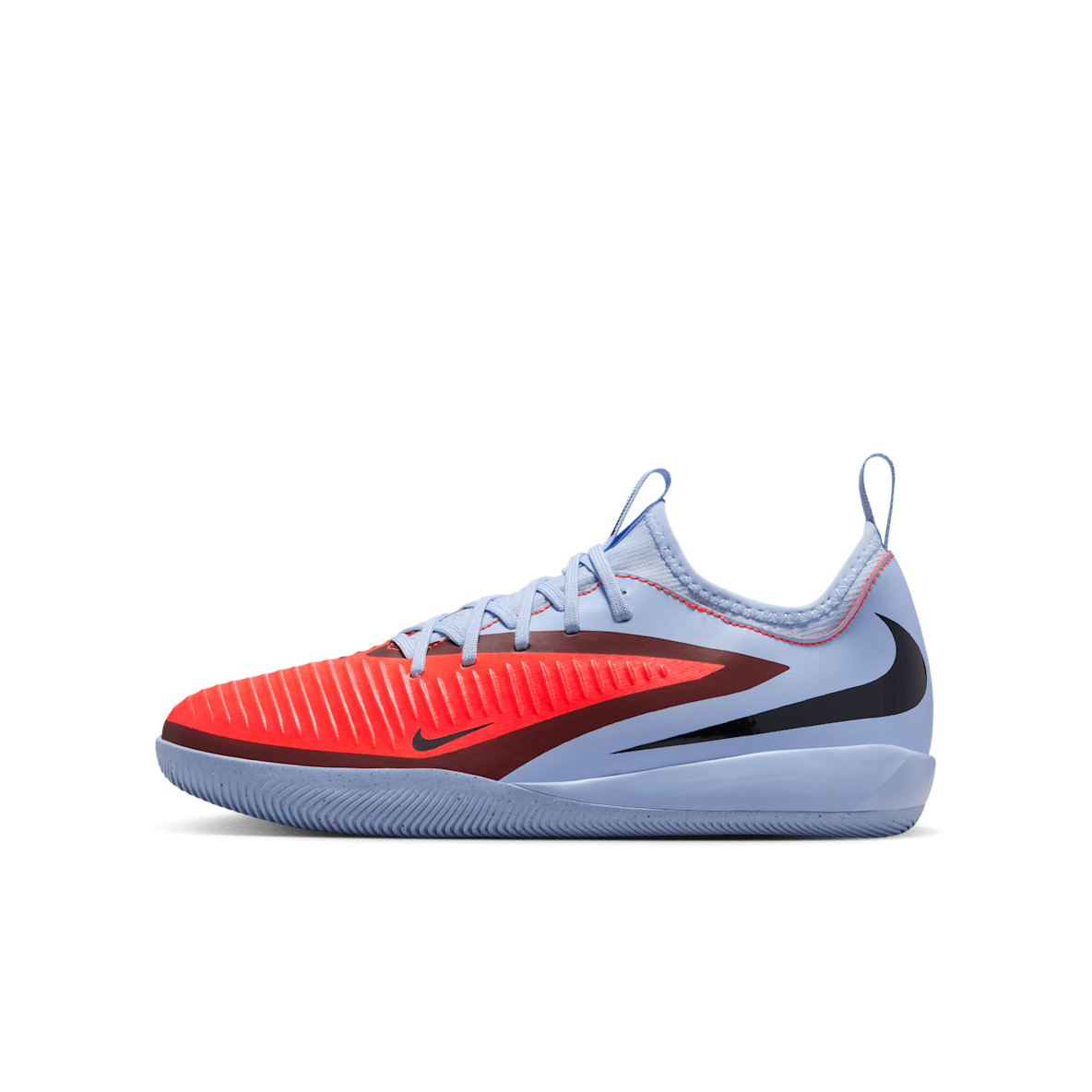 Nike Jr. Phantom 6 Low Academy Nike Jr. Phantom 6 Low Academy Fußballschuh für Hallen- und Hartplätze für ältere Kinder