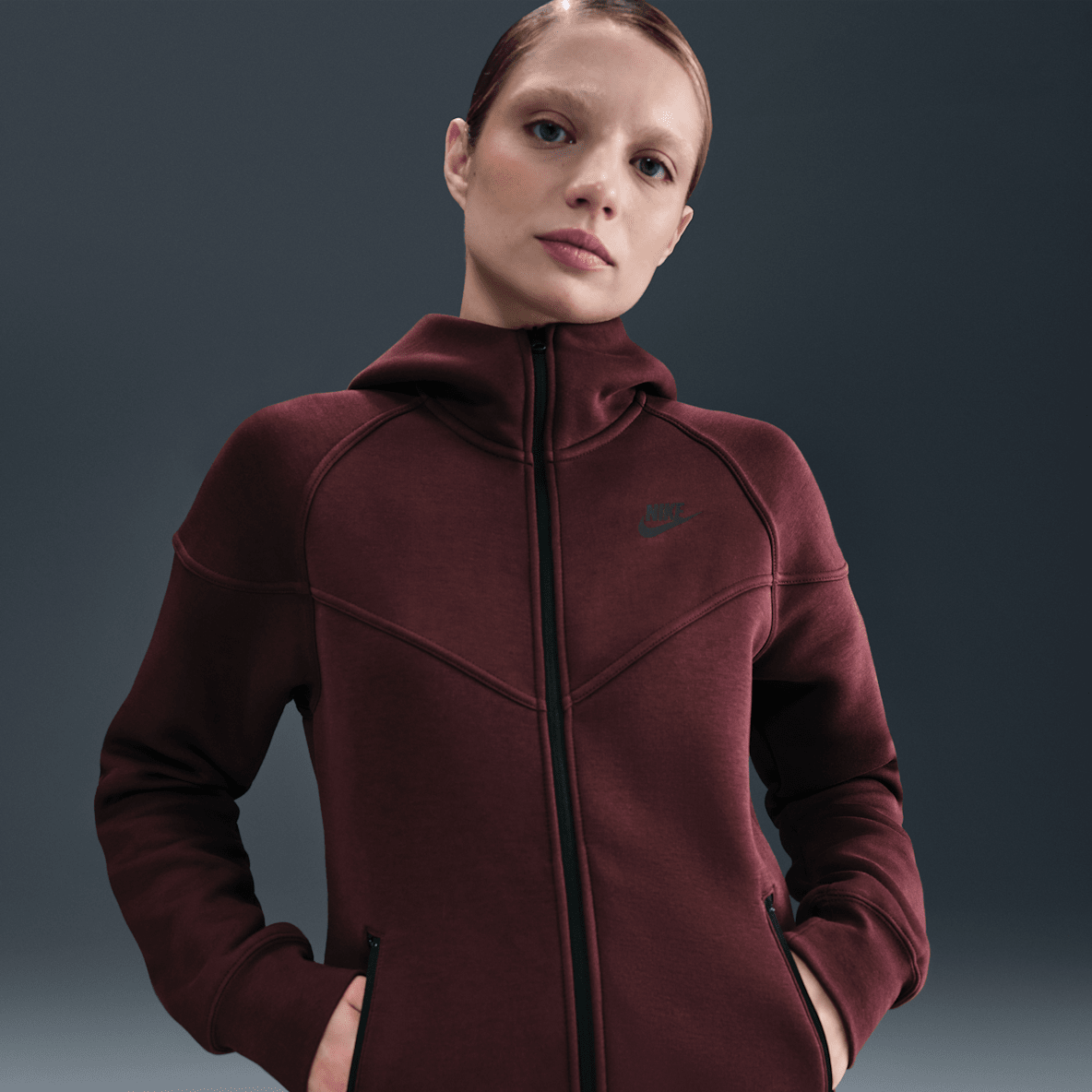 Nike Sportswear Tech Fleece Windrunner Nike Sportswear Tech Fleece Windrunner Women's Full-Zip Hoodie