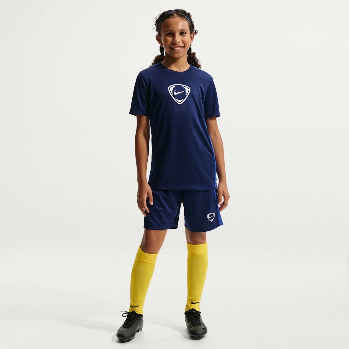 Nike Academy+ Ποδοσφαιρικό σορτς Dri-FIT για μεγάλα παιδιά